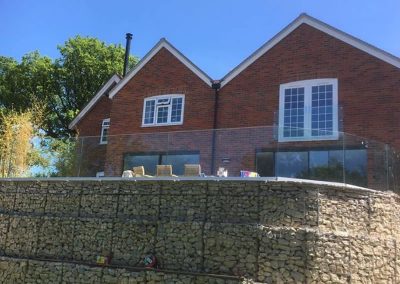 Frameless glass balustrade in Newbury