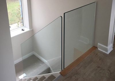 Frameless glass balustrades in Sonning