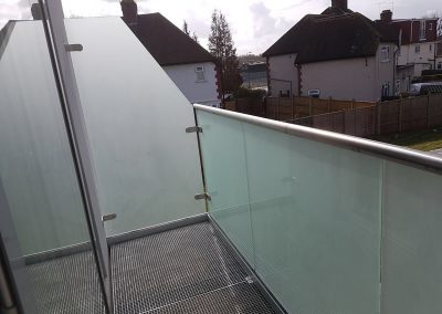 Frosted glass balustrade in London