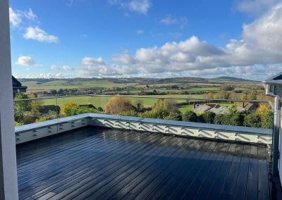 Princes Risborough single point glass balustrades fixing