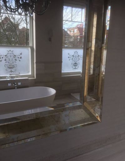 Bespoke decorative mirrors for bathroom