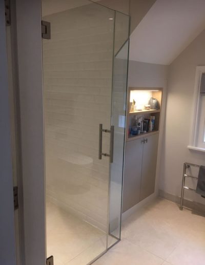 Bespoke glass shower door