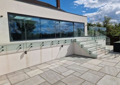 Frameless glass balustrade