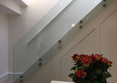 Frameless glass balustrade in West London