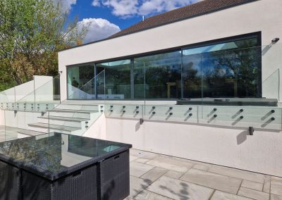 Frameless glass balustrade in Milton Keynes