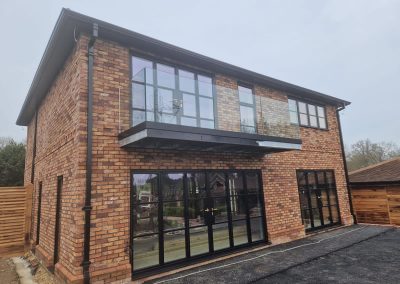 Frameless glass balustrade in Surrey