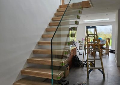 Frameless glass balustrades in Thame, Oxfordshire