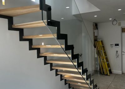 Frameless glass balustrade in Isleworth