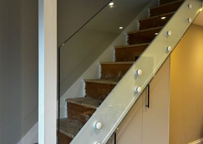 Frameless glass balustrade in Weybridge, Surrey