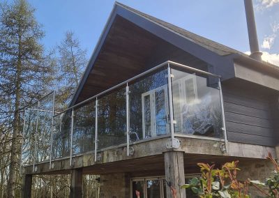 Post and handrail glass balustrade system in Bicester