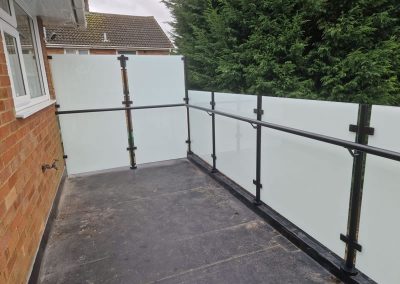 Milton Keynes post and handrail glass balustrade