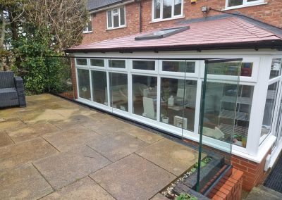 Semi-frameless glass balustrade in High Wycombe