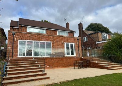 Frameless balustrade in Reading